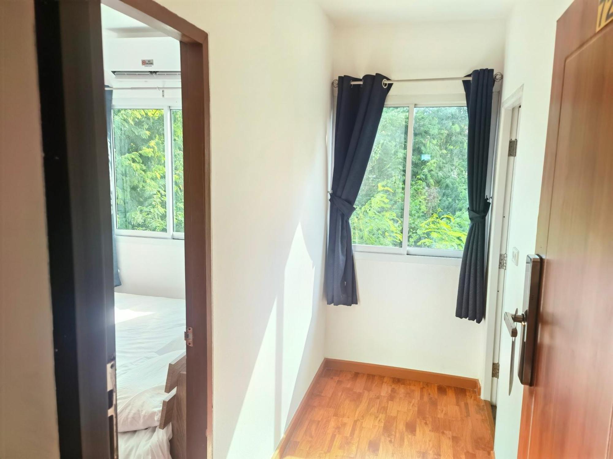 Yyk Holiday Rooms Ban Khlong Krang Exterior photo
